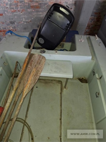 Łódź HARPUN 550 z silnikiem zaburtowym Mercury 115 ELPTO (moc 86 kW) na p-pie 2-os. Niewiadów 